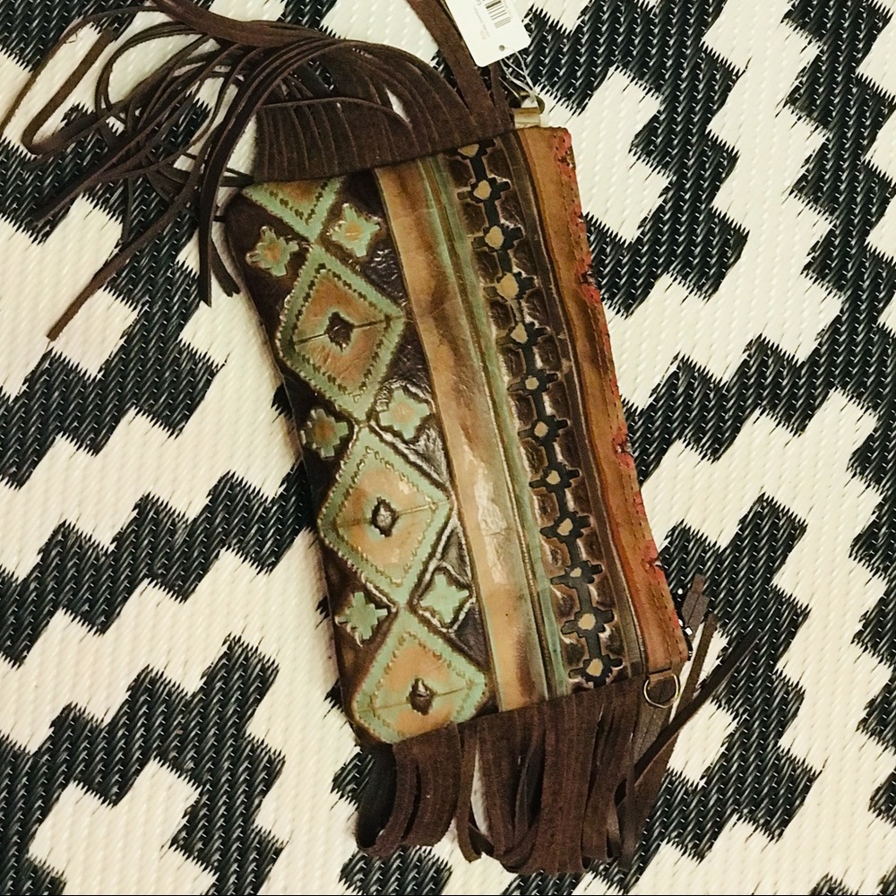 6"x 9"  Leather Fringe Clutch - Picture 4 of 8